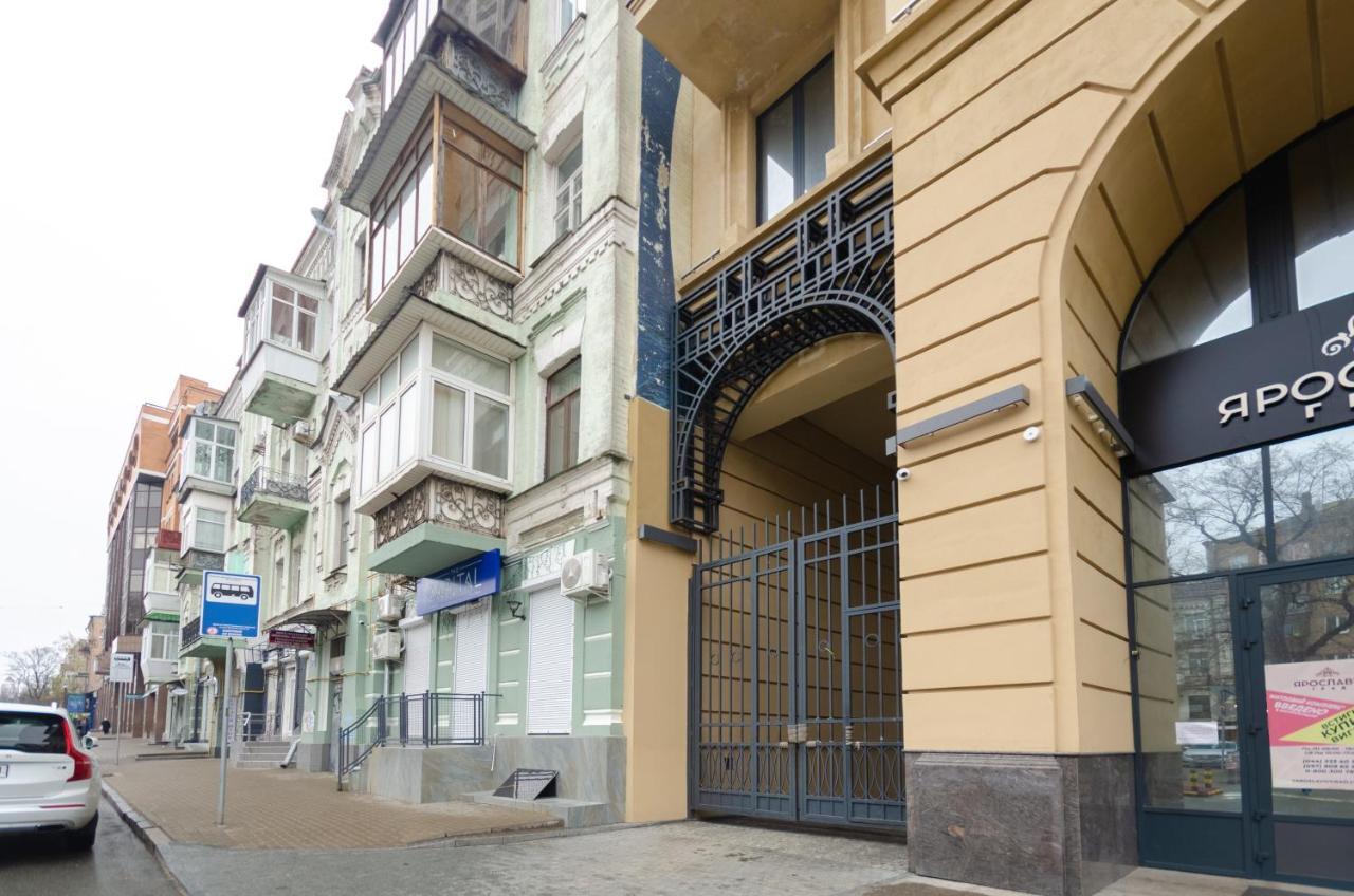 Petrovdom 196-107-103-180 In The Residential Complex "Yaroslaviv Grad" Apartment Kyiv Exterior photo